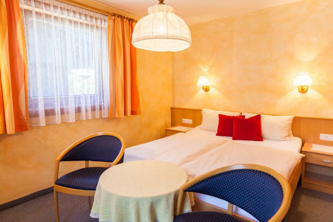 Gaestehaus Elisabeth Bed and Breakfast Mayrhofen Eksteriør billede